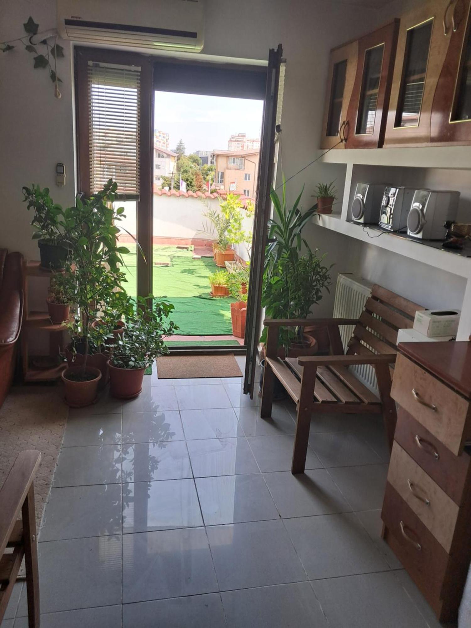 Apartament Penthouse 90mp 2 Bucureşti