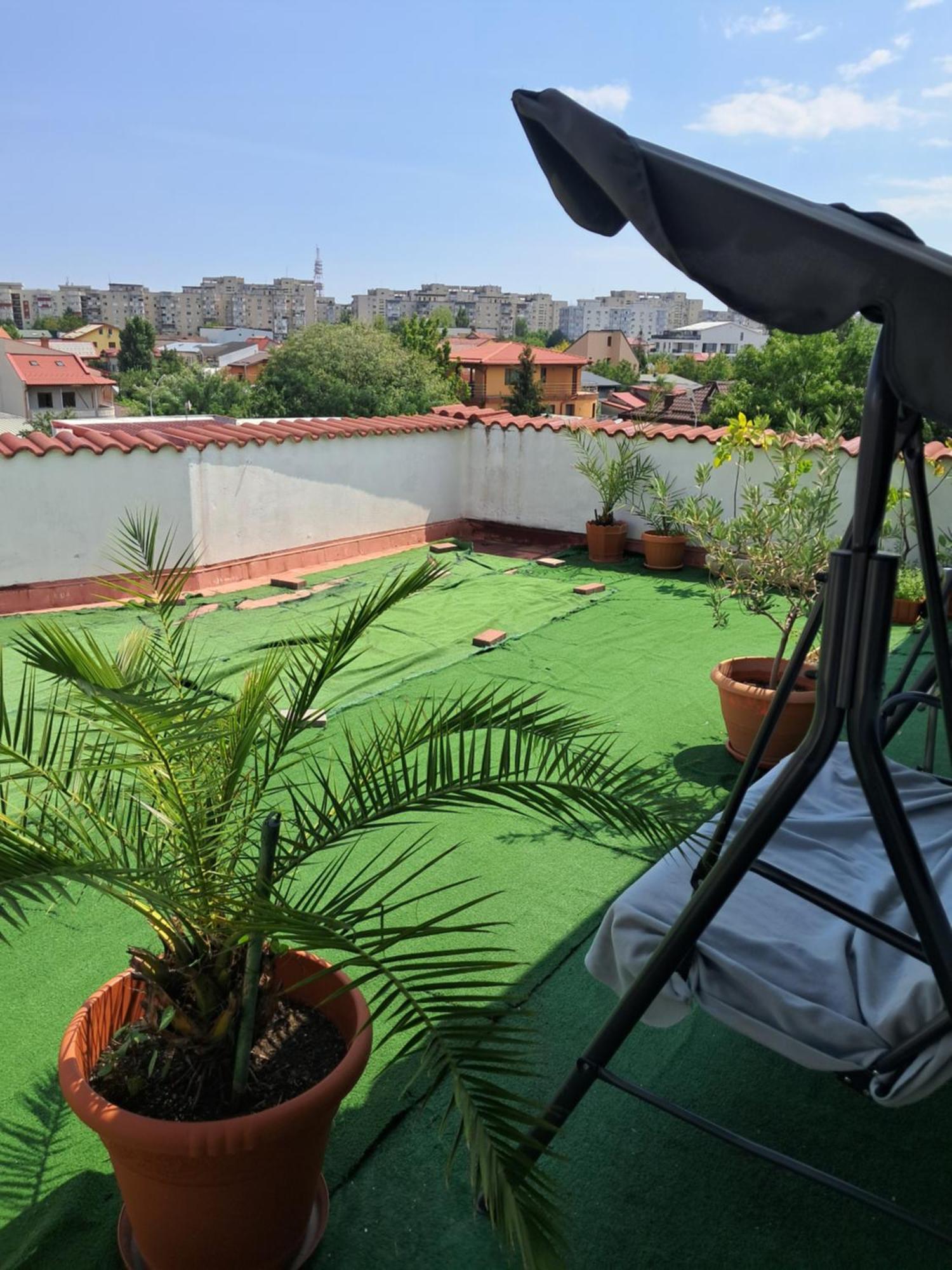 Apartament Penthouse 90mp 2 Bucureşti